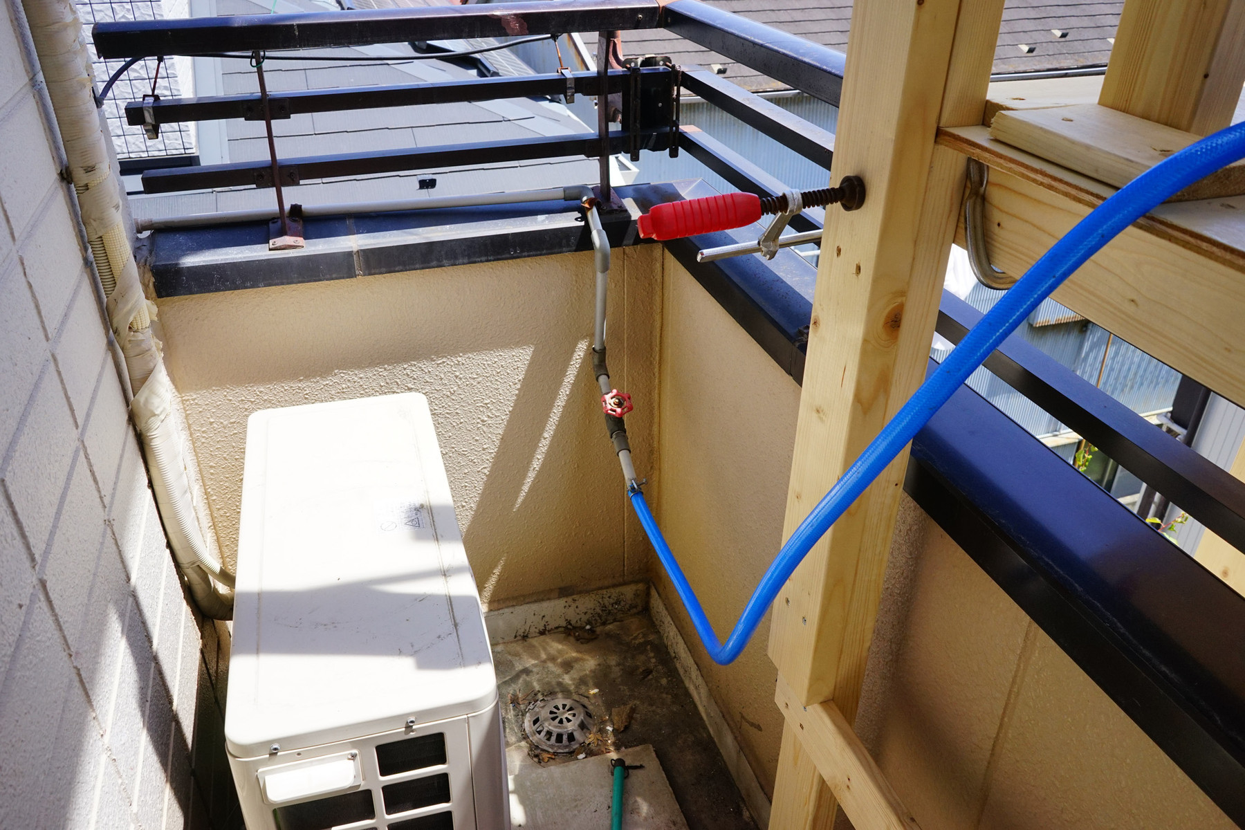 屋根の高圧洗浄を実施しました 趣味の 写真 Diy オーディオ 日記