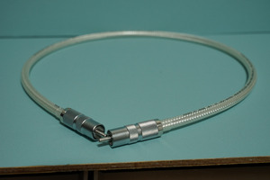 B7200835
