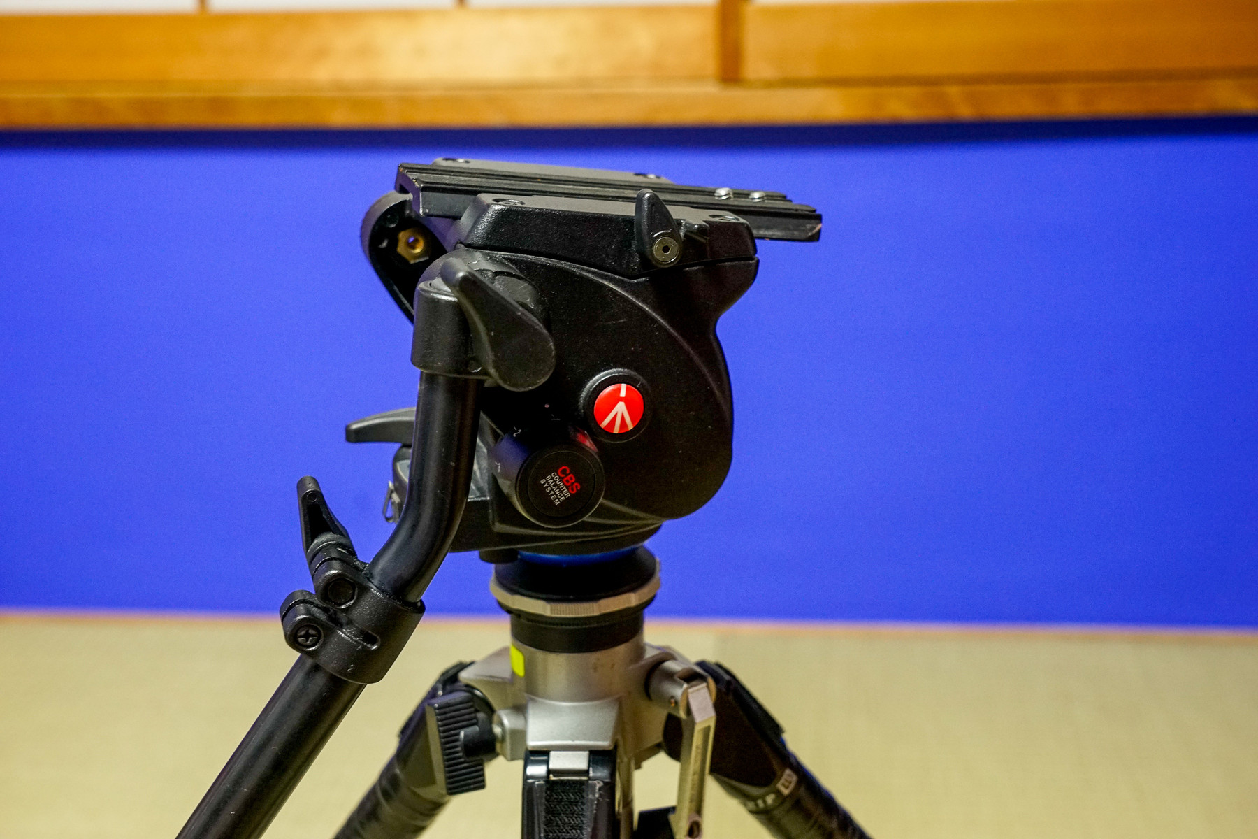 三脚 SLIK LIGHT CARBON E83 を購入しました : 趣味の「写真 三脚 SLIK LIGHT CARBON E83 を購入しました : 趣味の「写真