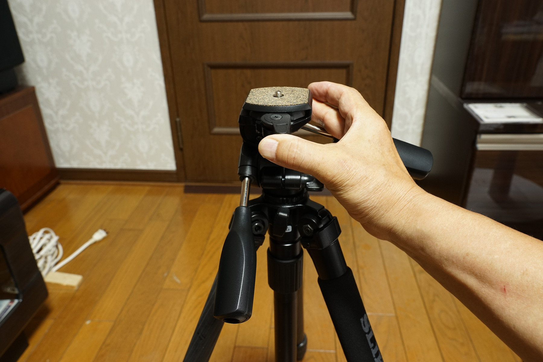 三脚 SLIK LIGHT CARBON E83 を購入しました : 趣味の「写真 三脚 SLIK LIGHT CARBON E83 を購入しました : 趣味の「写真