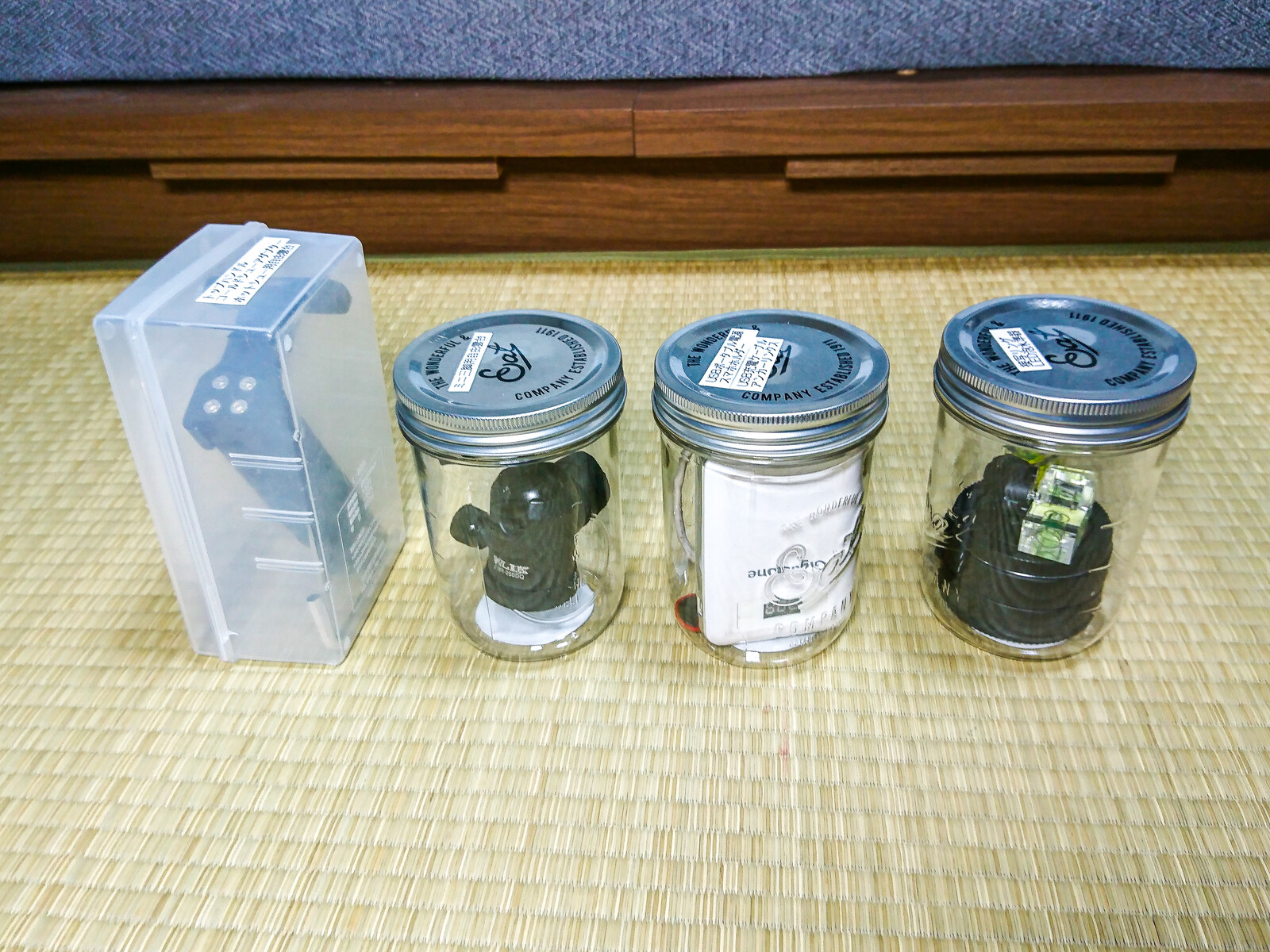 100均 セリアのプラスチック容器でneewer カメラバッグの収納を改善 趣味の 写真 Diy オーディオ 日記