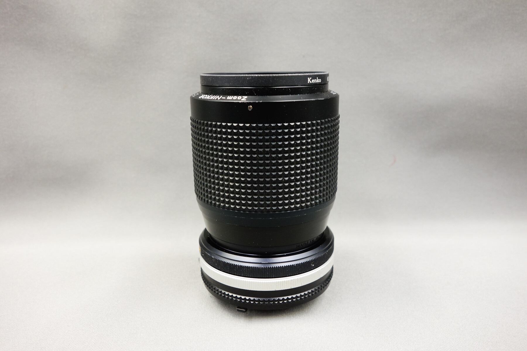 望遠レンズ　単焦点　Nikon Ai-s 200mm F4