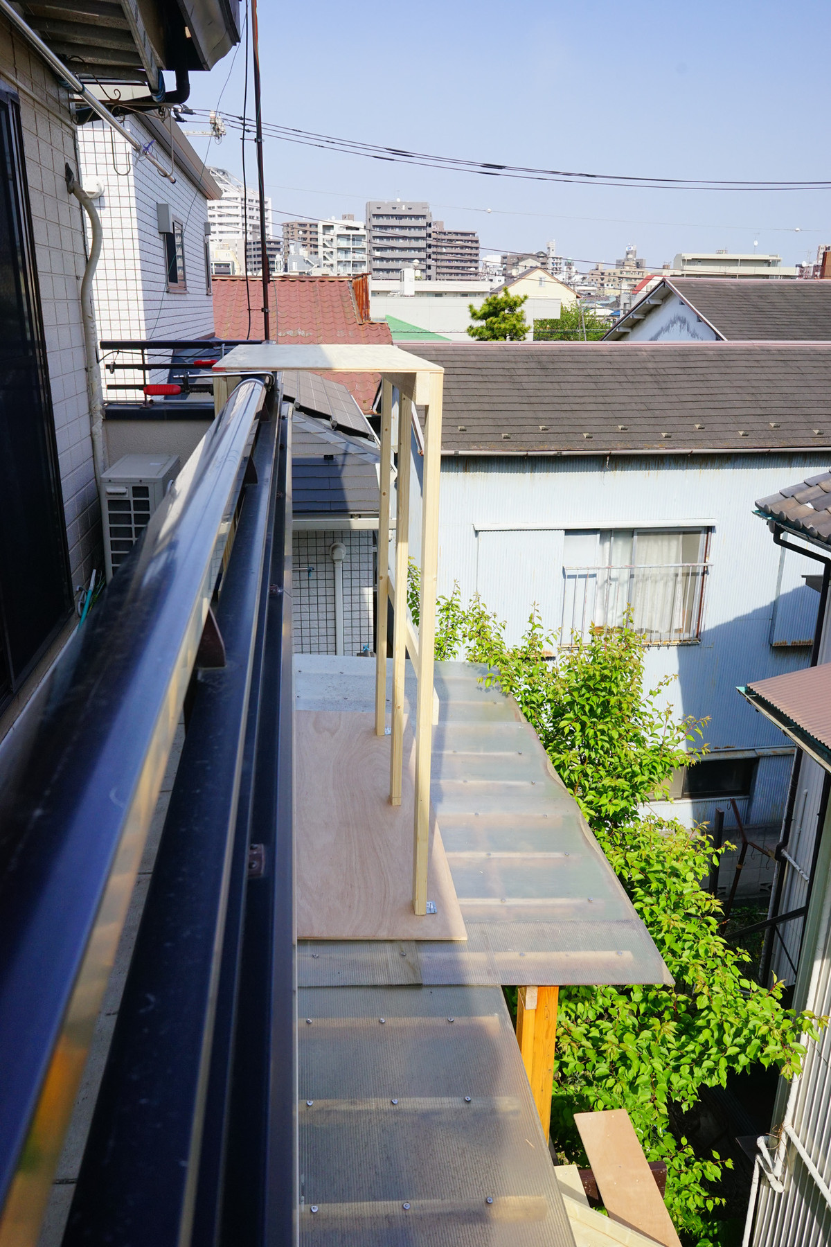 自宅3階建ての折板屋根に上がるための足場を作りました 2 趣味の 写真 Diy オーディオ 日記 自宅3階建ての折板屋根に上がるための足場を作りました 2 趣味の 写真 Diy オーディオ 日記