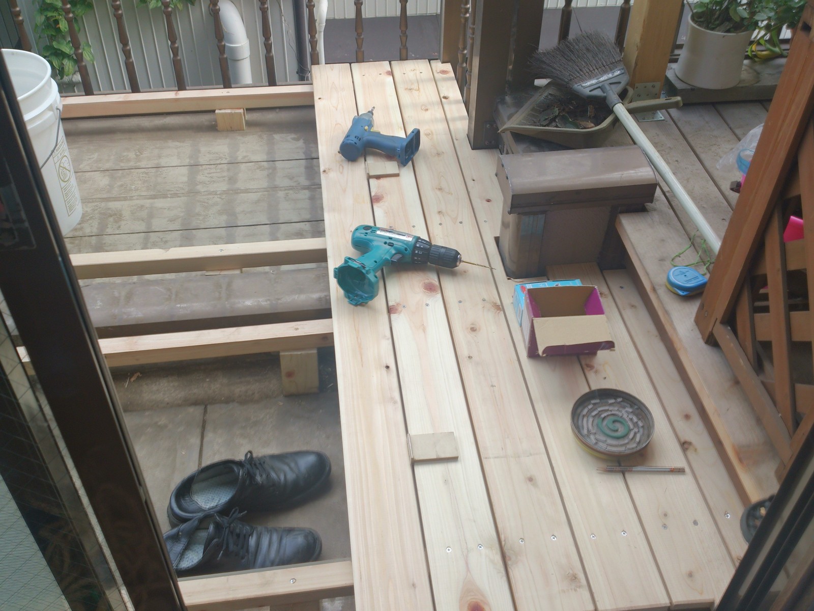 自宅ベランダのデッキ材を交換しました 趣味の 写真 Diy オーディオ 日記