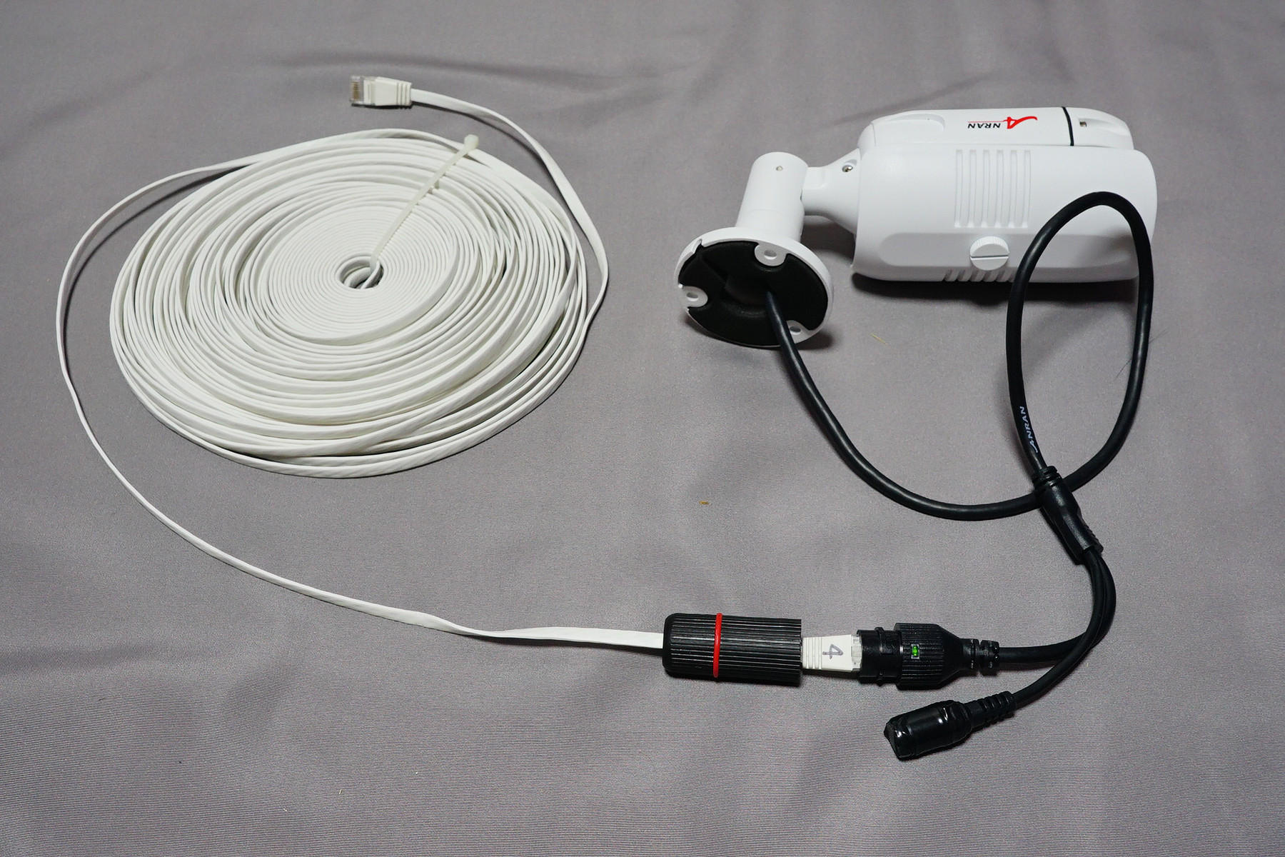 ANRAN POE給電 防犯カメラのカメラ4台を取り付けました : 趣味の「写真