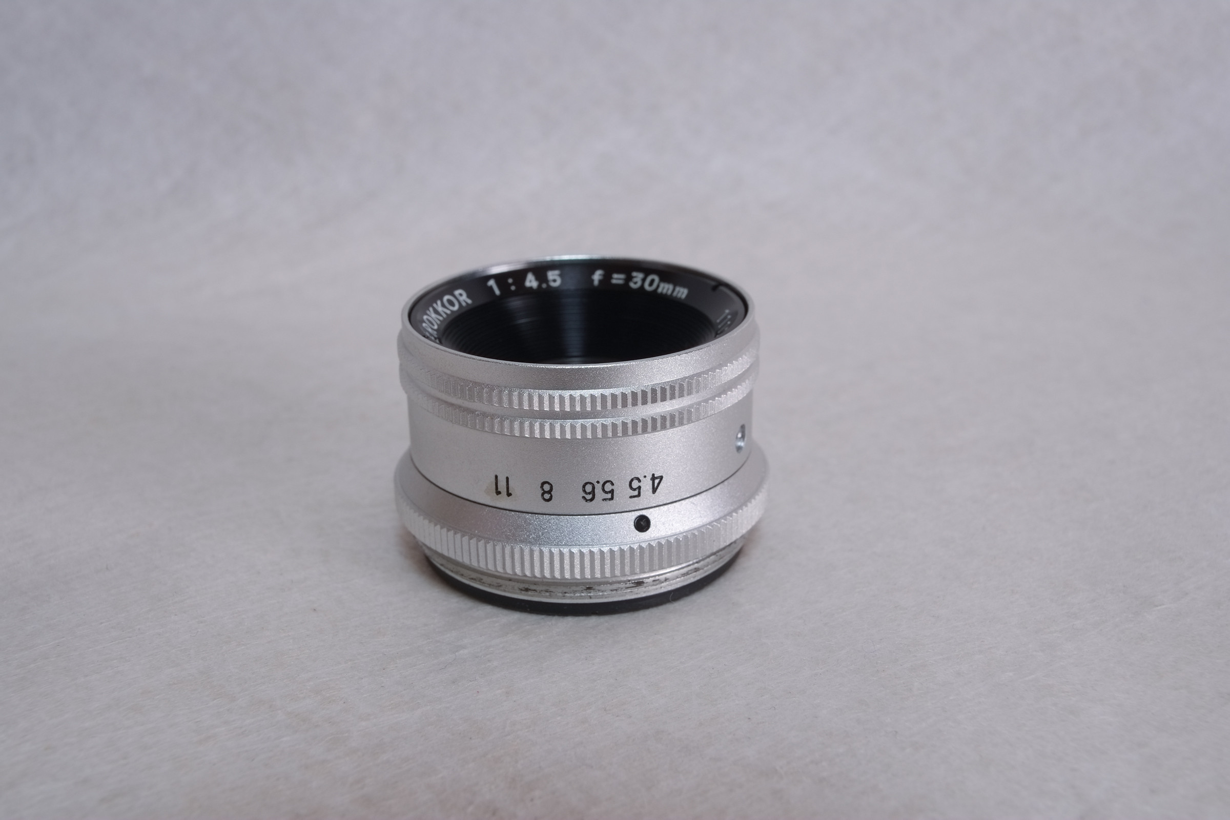 引伸ばしレンズ Minolta E.Rokkor 30mm F4.5 を購入 : 趣味の「写真