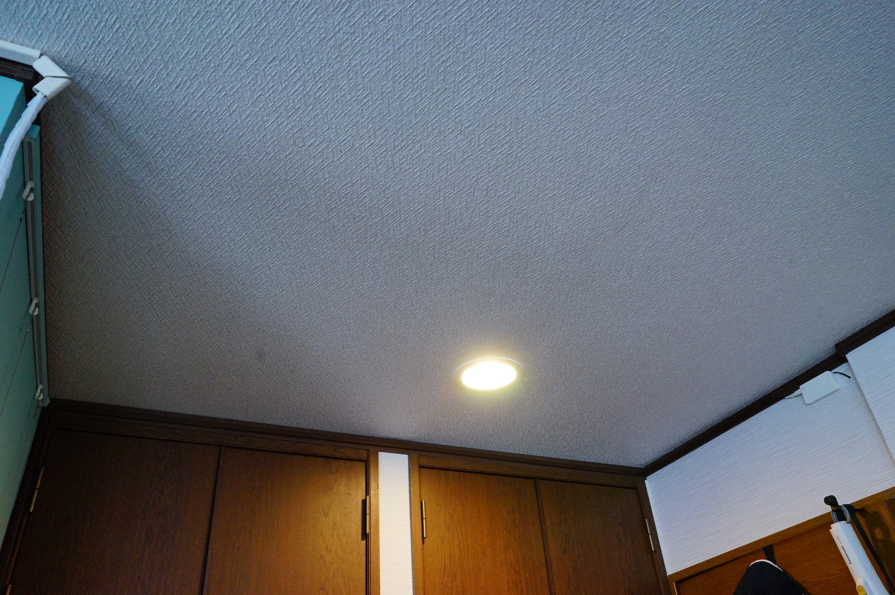 2 階リビングのダウンライトをコンパクト蛍光灯からled電球に交換 趣味の 写真 Diy オーディオ 日記 2 階リビングのダウンライトをコンパクト蛍光灯からled電球に交換 趣味の 写真 Diy オーディオ 日記