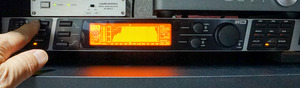 B7202989