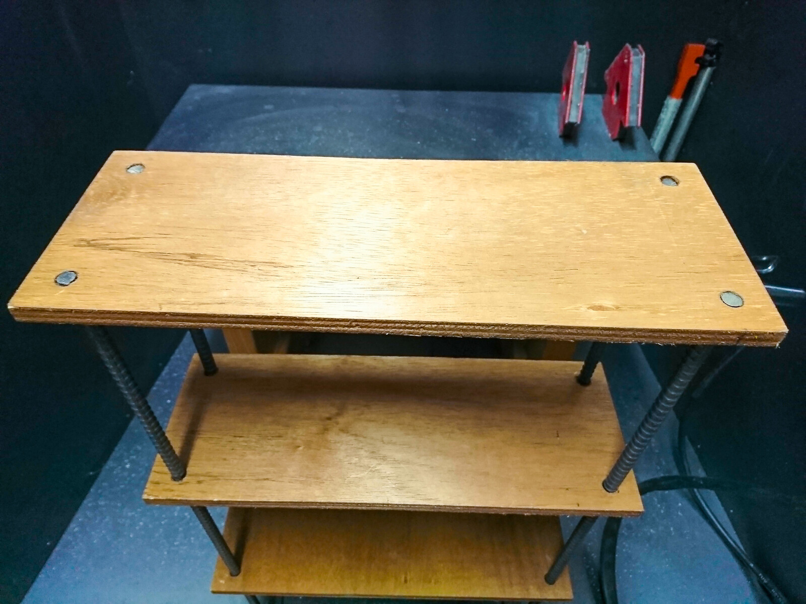 鉄筋 ラック 自作 DIy 棚 鉄筋 ハンドメイド 男前インテリア