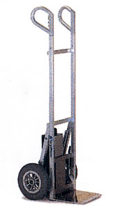 電動階段台車 電動階段運搬車 シロ産業の最新物流資材 物流機器関連情報ポータル Logisjapan