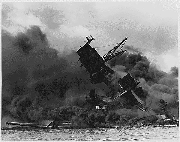 USSArizona_PearlHarbor[1]