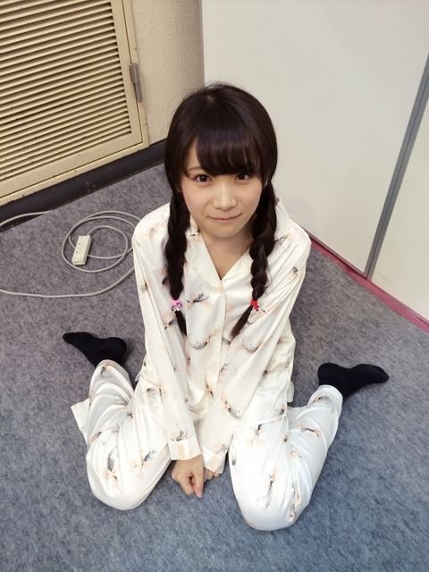 akimoto10