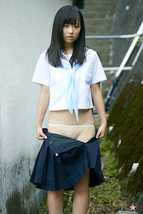 我慢できない愛美　その１