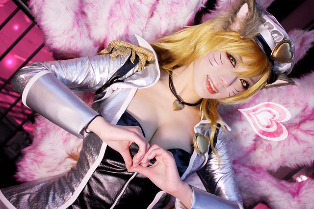 popstar_ahri_by_ekiholic-d6ucbrz