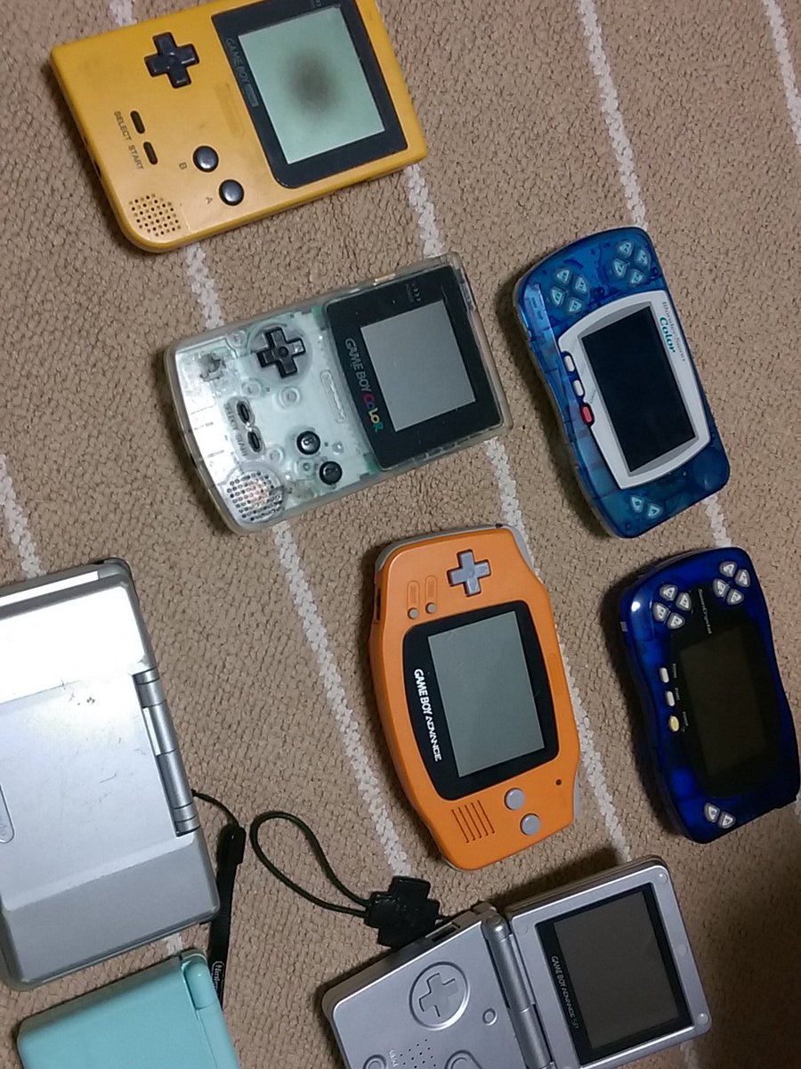 今の若者『ゲームボーイ』を知らない！「Switchのパクリだ」と言われてしまうww