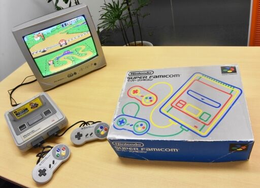 悲報 前作 ファミコンは人気過ぎて買ったけど スーパーファミコンは買ってもらえなかった人多い スーファミについて語ろう アニメ ゲーム 最速情報 ドンドン 悲報 前作 ファミコンは人気過ぎて買ったけど スーパーファミコンは買ってもらえなかった人多い スーファミについて語ろう アニメ ゲーム 最速情報 ドンドン