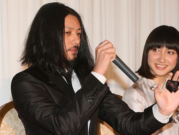 オダジョーの凄さ爆発 仮面ライダークウガ オダギリジョー 面白髪型 画像あり アニメ ゲーム 最速情報 ドンドン