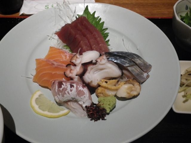 魚屋の居酒屋 魚錠 八重洲店 今日はなにを食べようかなぁ