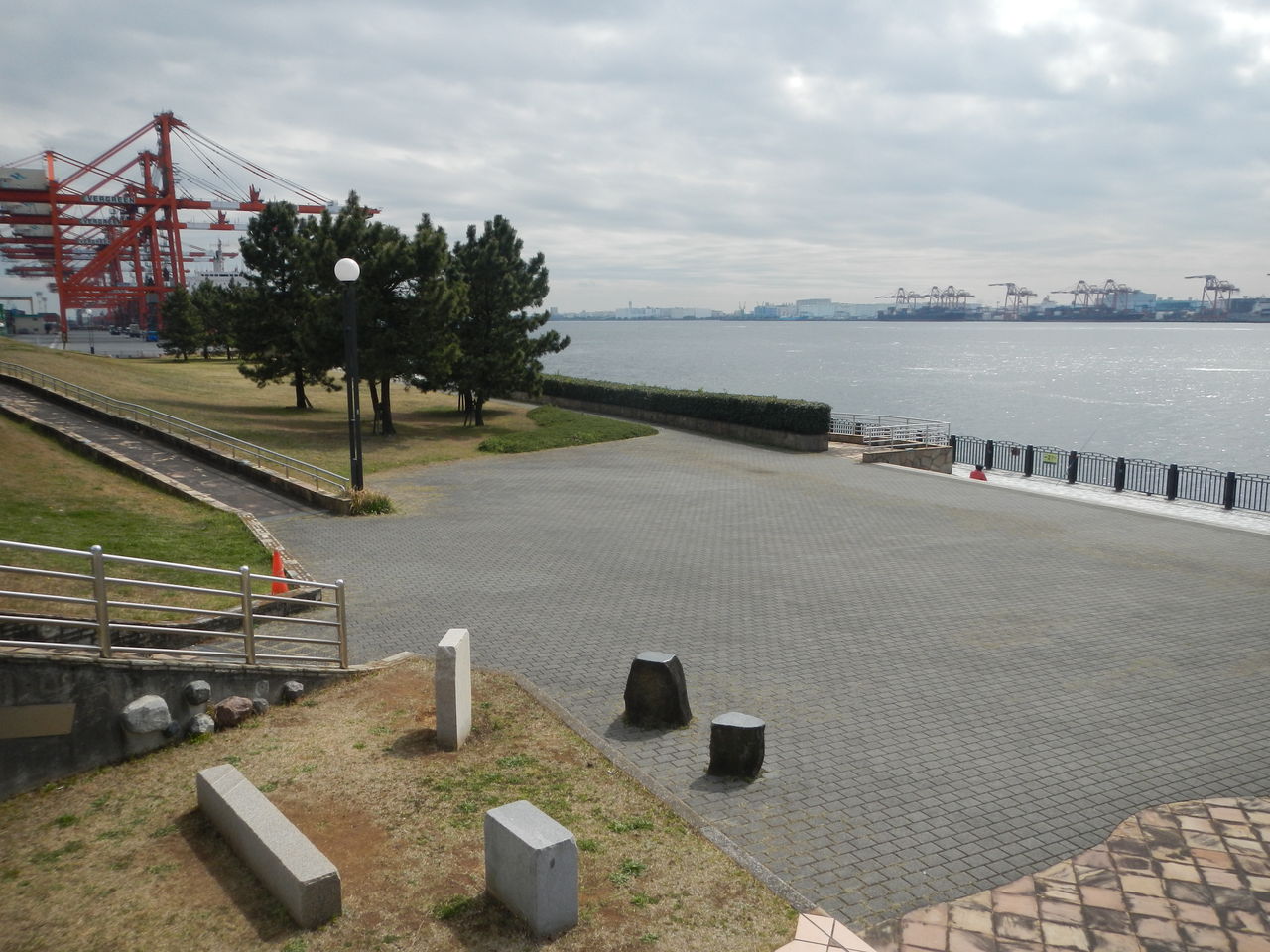 コンテナ ふ頭 公園