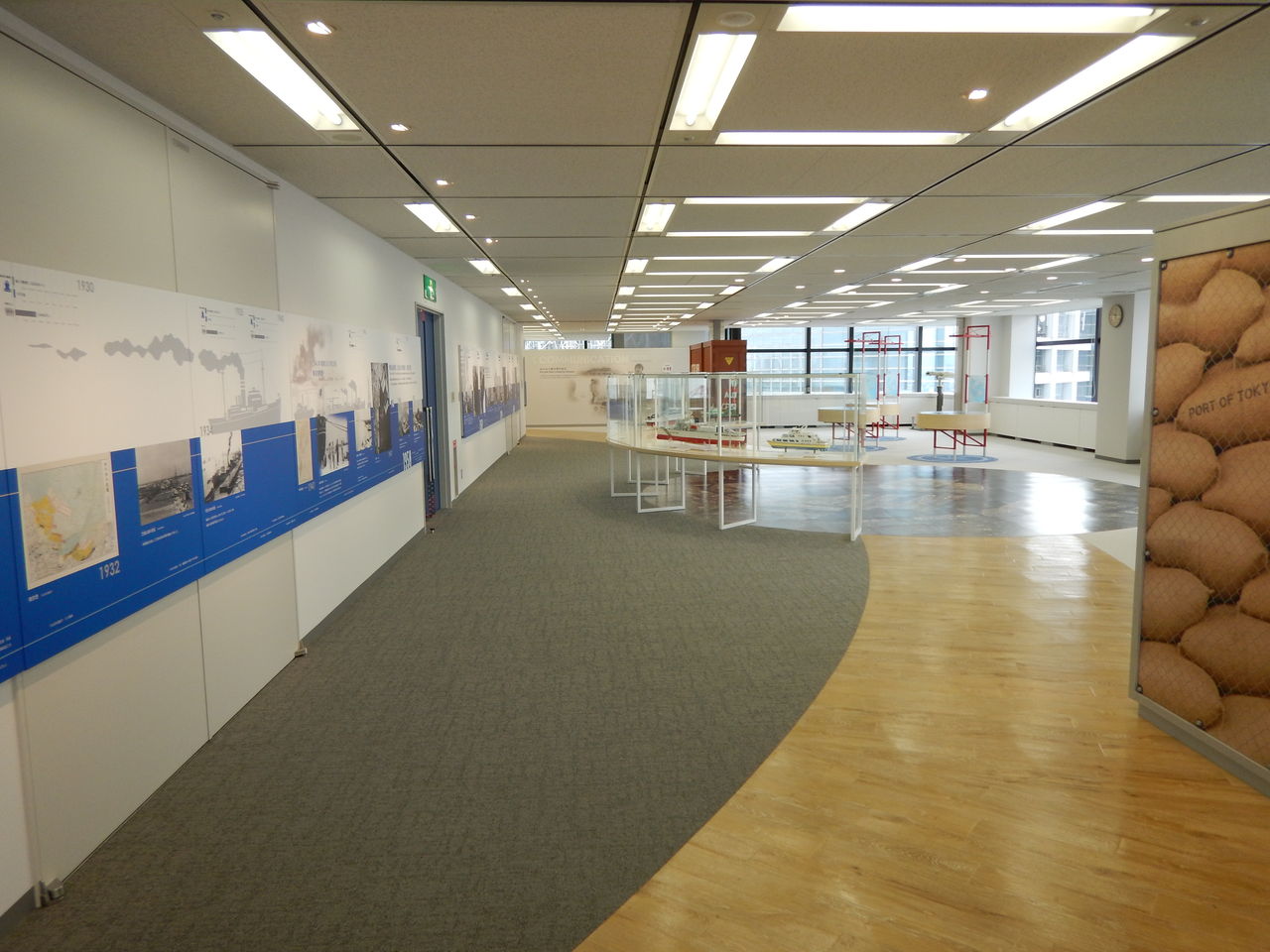 TOKYOミナトリエに行ってきた～本日オープン！東京臨海部広報展示室～ 孤独のソロボッチ