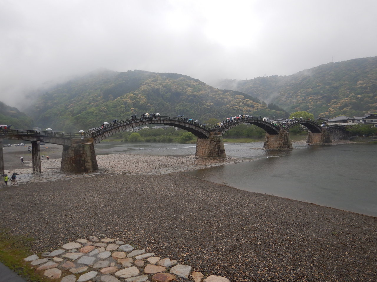 福山市から岩国市へ 錦帯橋の素敵な景色 大阪 九州サイクリング 3 孤独のソロボッチ