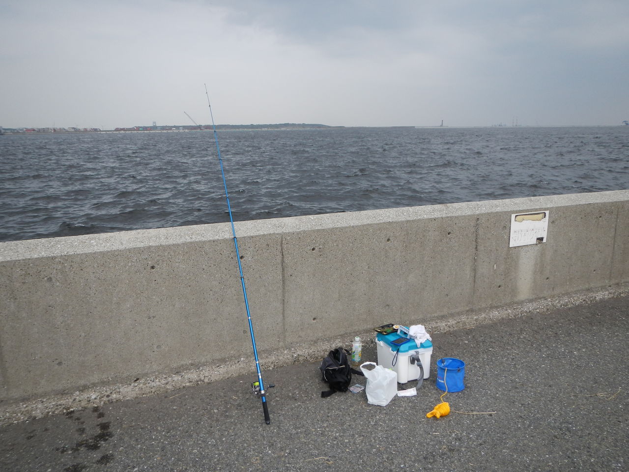 若洲海浜公園と城南島海浜公園で釣りをしてきた 安定のぼうず 孤独のソロボッチ 若洲海浜公園と城南島海浜公園で釣りをしてきた 安定のぼうず 孤独のソロボッチ