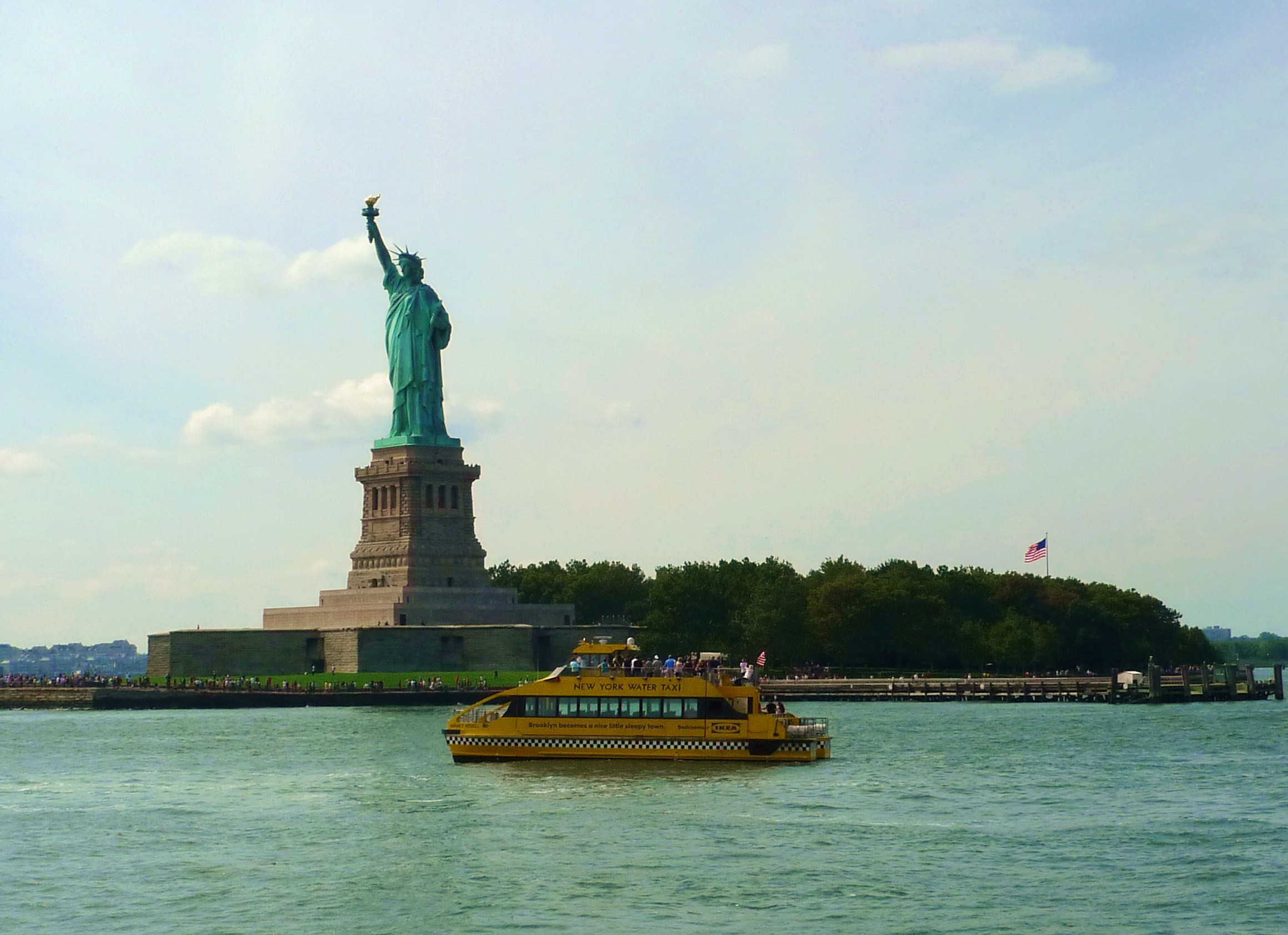 リバティ島フェリーに乗って自由の女神を拝む ｊｔｂルックツアー ブログ隊が行く Looktour Net公式ブログ
