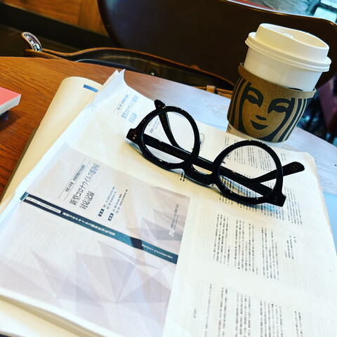 07B1534C-0331-4EB1-84AB-9EA64390403D