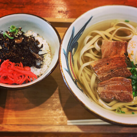 66C7B130-F8F0-459D-AED2-68D3FD1EBF91