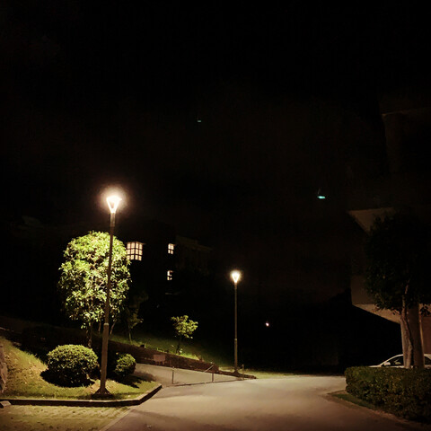 36757757-476E-407E-AAC1-4C6A124C5C47