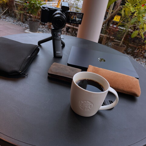 6FFBA9BC-A086-4B4A-A299-07957CA71F5E