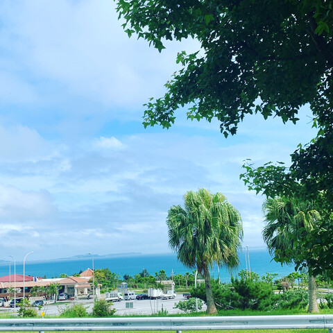 6B512BE0-706F-4510-BEAB-18B3E97C1F64