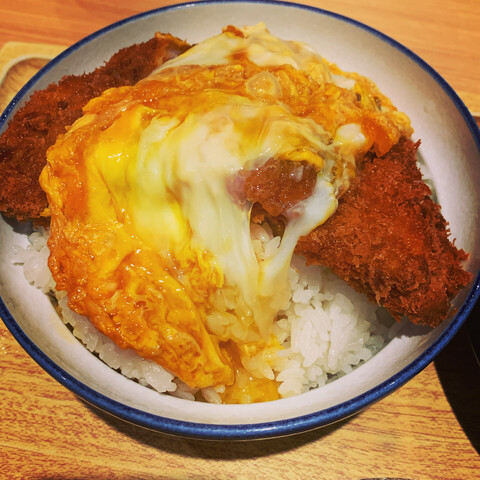 7FB9364F-3334-4875-8291-83F1DA050DAB