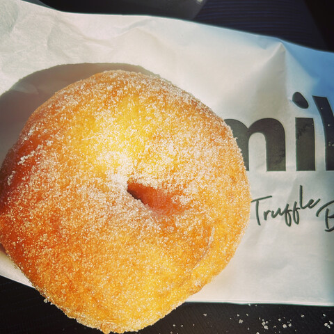 ACD5FCE7-C45F-488A-B6E5-93C703DE8D3F