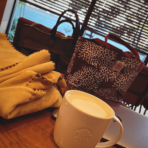 0A8129AB-0353-435B-B3CF-5ABCA58A83FB