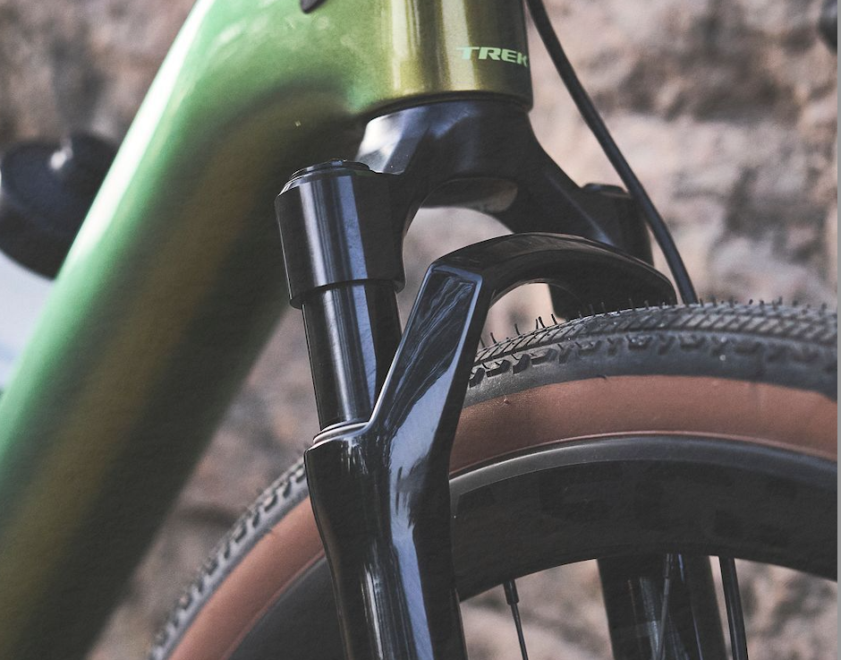 新製品】E-グラベルロード誕生！《CheckPoint＋SL5》 : LORO bicycles