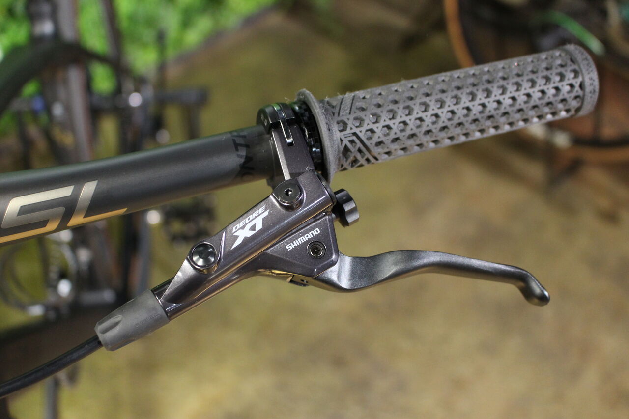 髙橋の備忘録】GRX820のキャリパーをDeore XTで動かしてみた : LORO