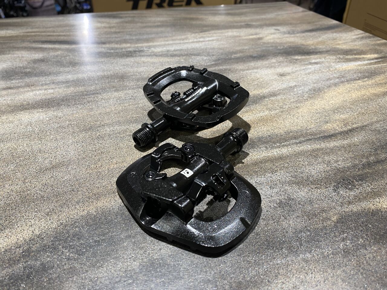 Bontrager Commuter Pedals SPDペダル Amazon.co.jp: Bontrager Commuter Pedal : Sports & Outdoors
