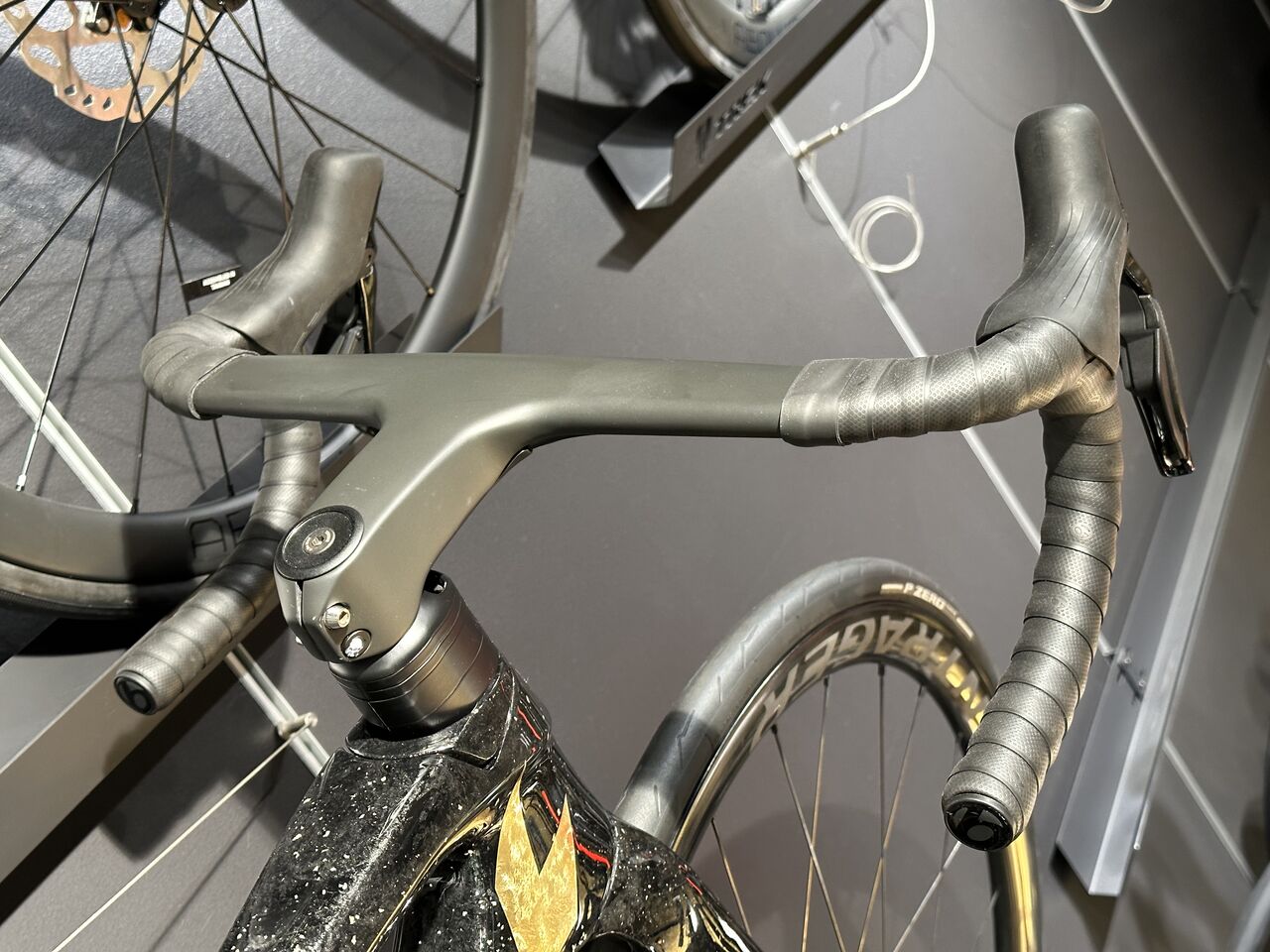 RSL】ハンドルカスタム : LORO bicycles 駒沢公園店blog RSL】ハンドルカスタム : LORO bicycles 駒沢公園店blog