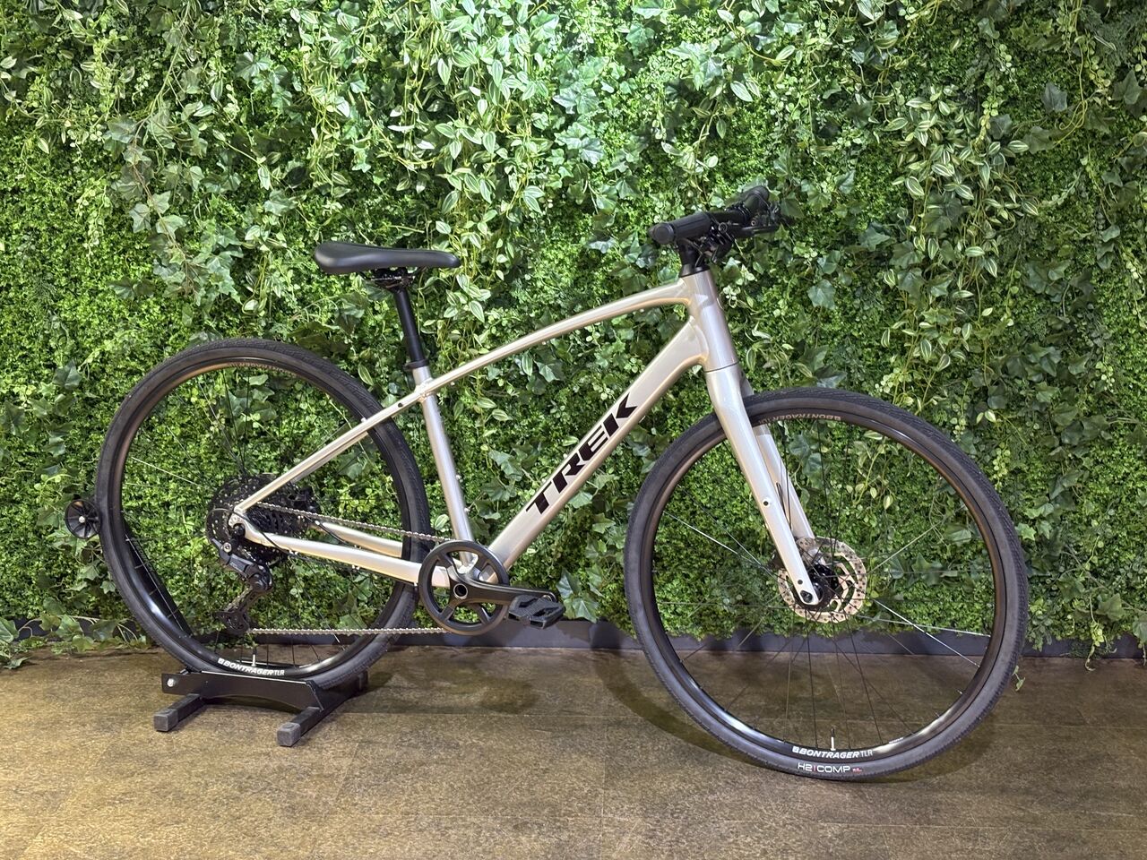 クロスバイク】TREK FXシリーズ解説！ 通勤・通学・運動に最適なクロス