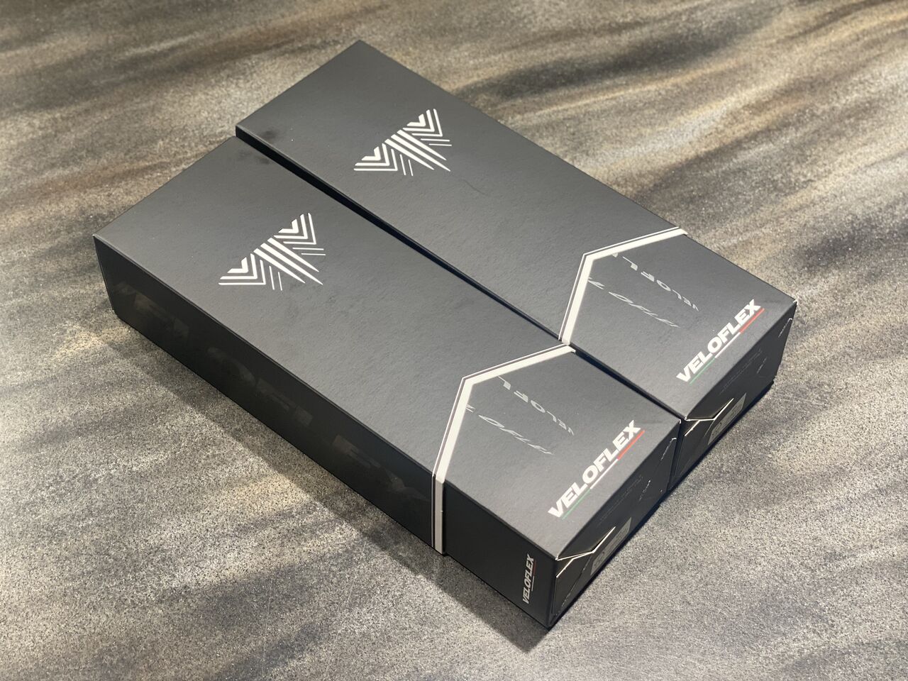 Veloflex】タイヤ新調しました! : LORO bicycles 駒沢公園店blog Veloflex】タイヤ新調しました! : LORO bicycles 駒沢公園店blog