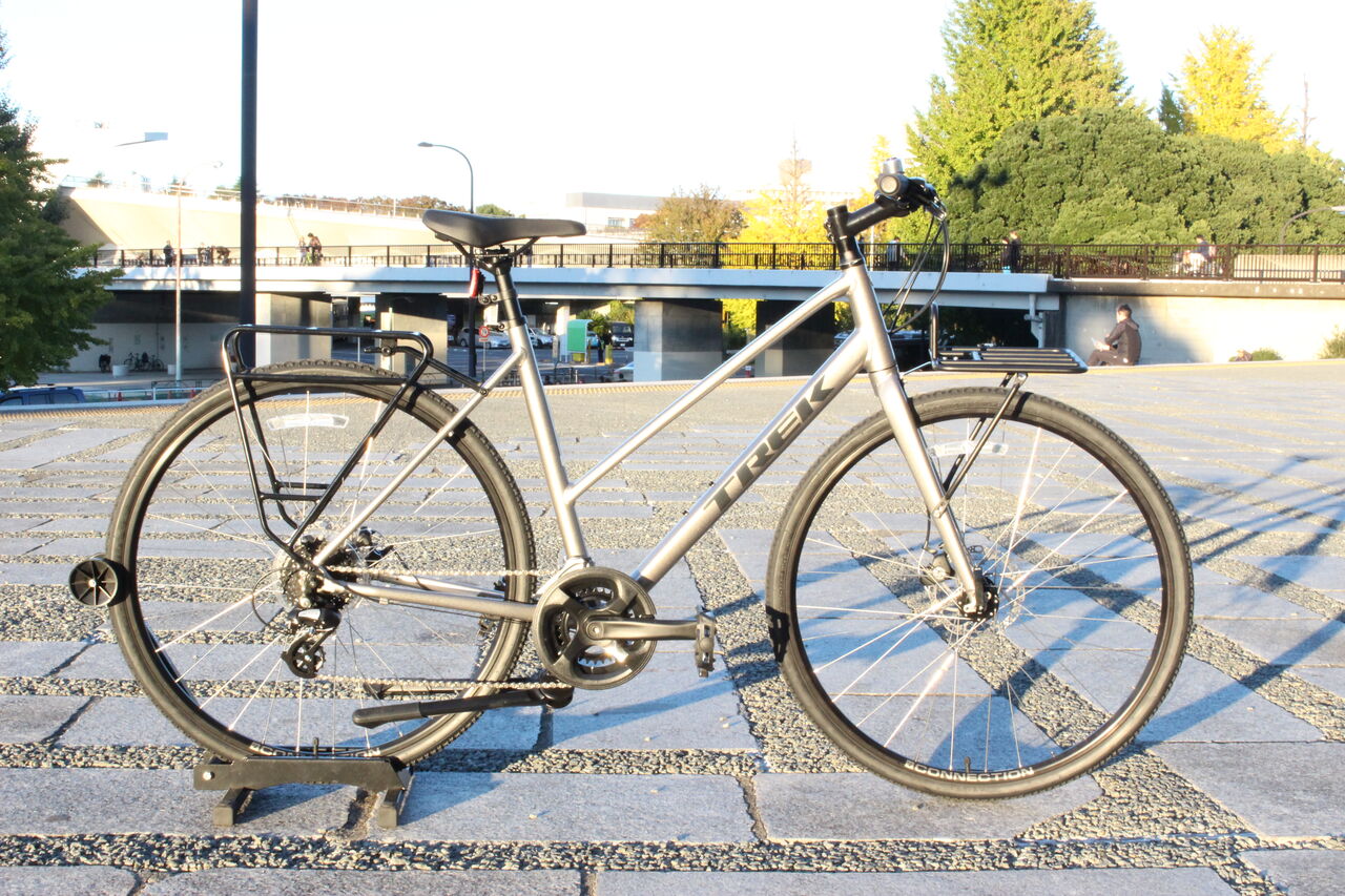 髙橋の備忘録】TREKのクロスバイクにセンタースタンド取り付け 髙橋の備忘録】TREKのクロスバイクにセンタースタンド取り付け
