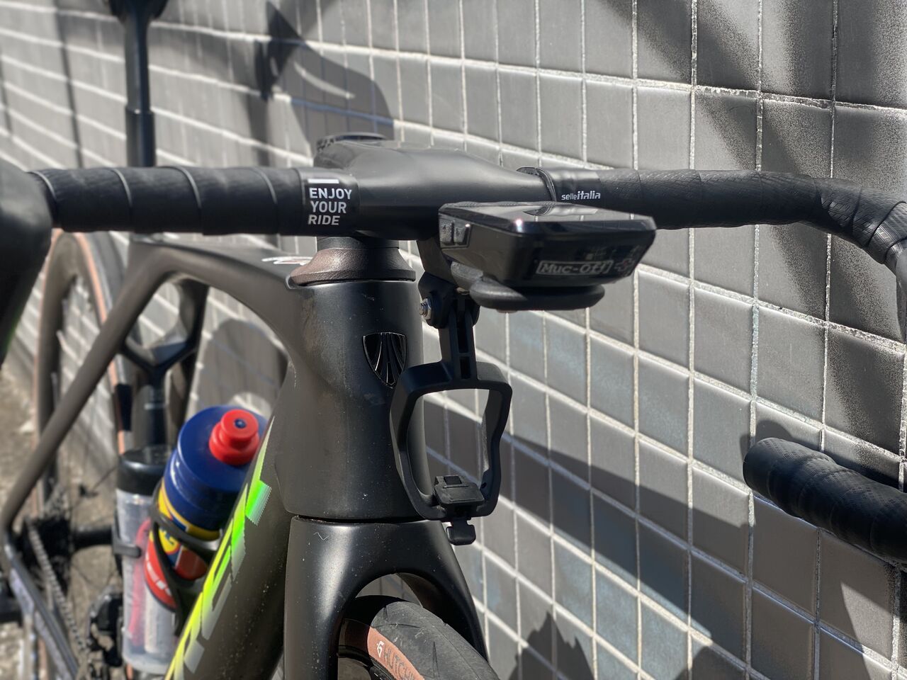 Sella Italia】バーエンドも一体型の時代！ : LORO bicycles