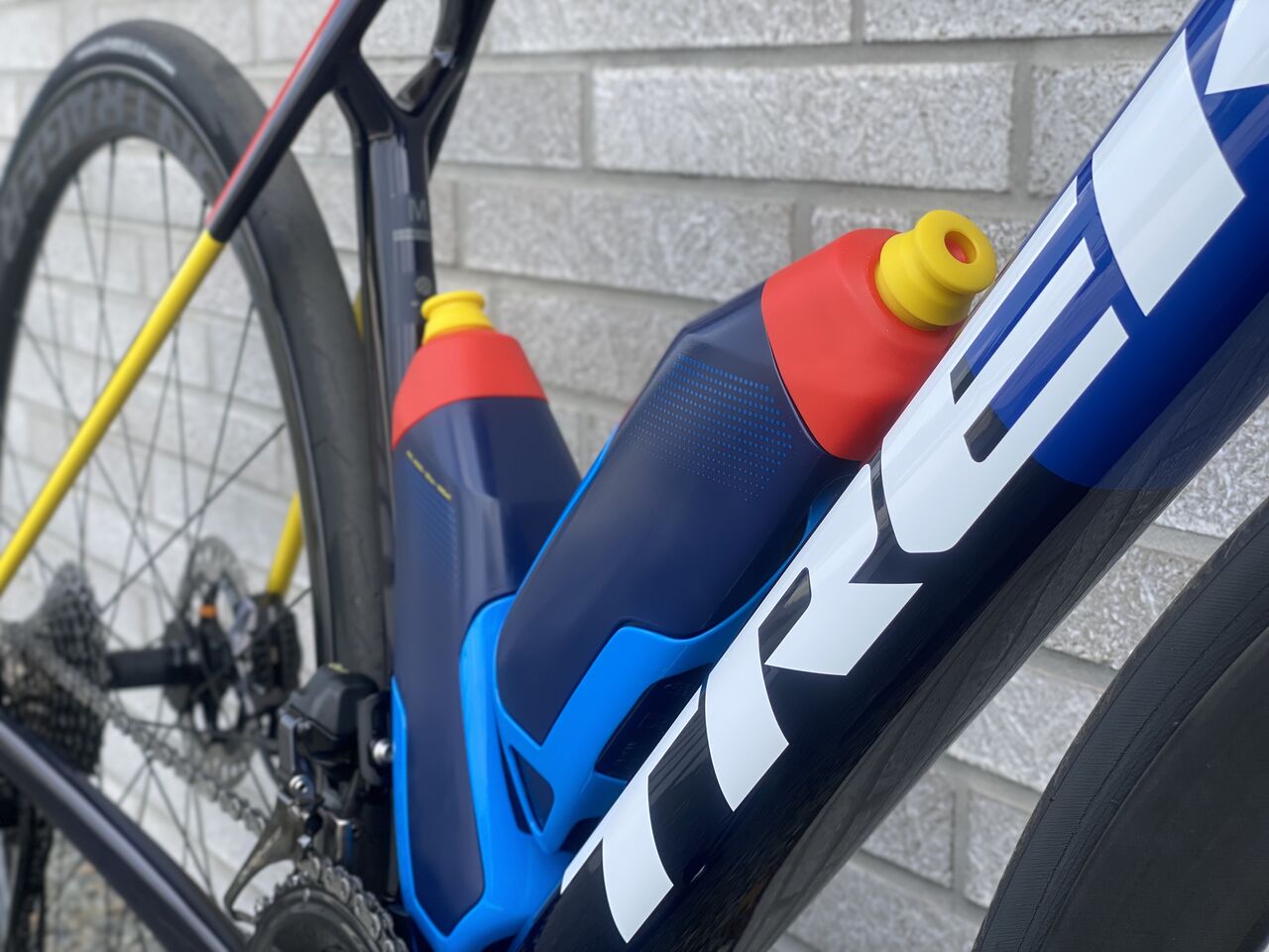 TREKから最新エアロロードバイク【Madone Gen8】誕生！ : LORO