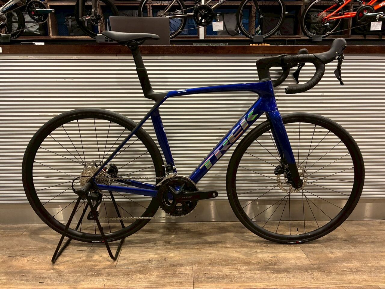 新春セール】お買い得なTREKのスポーツ自転車をご用意いたしました