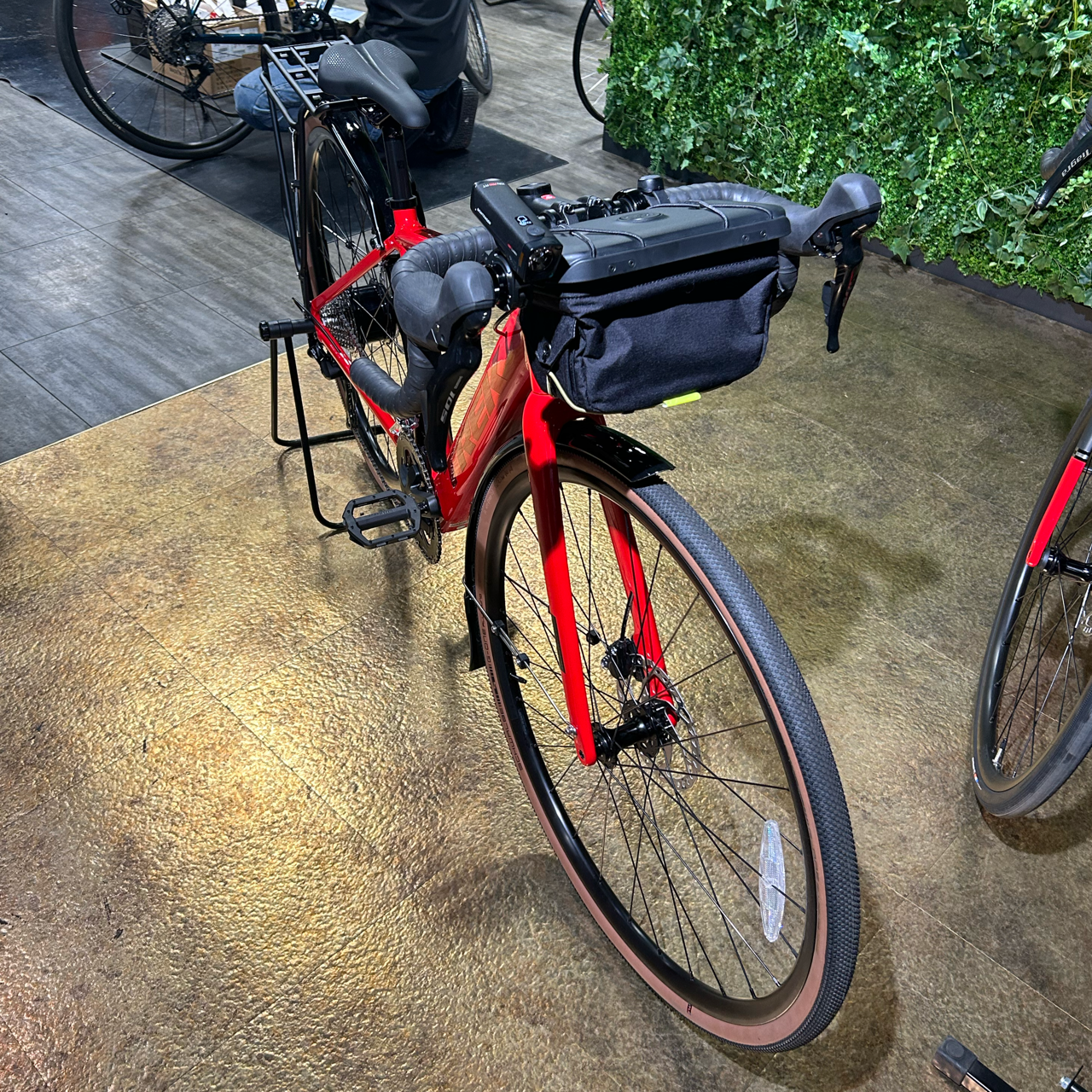 E-Bike】通勤カスタムさせていただきました【Domane+AL5】 : LORO