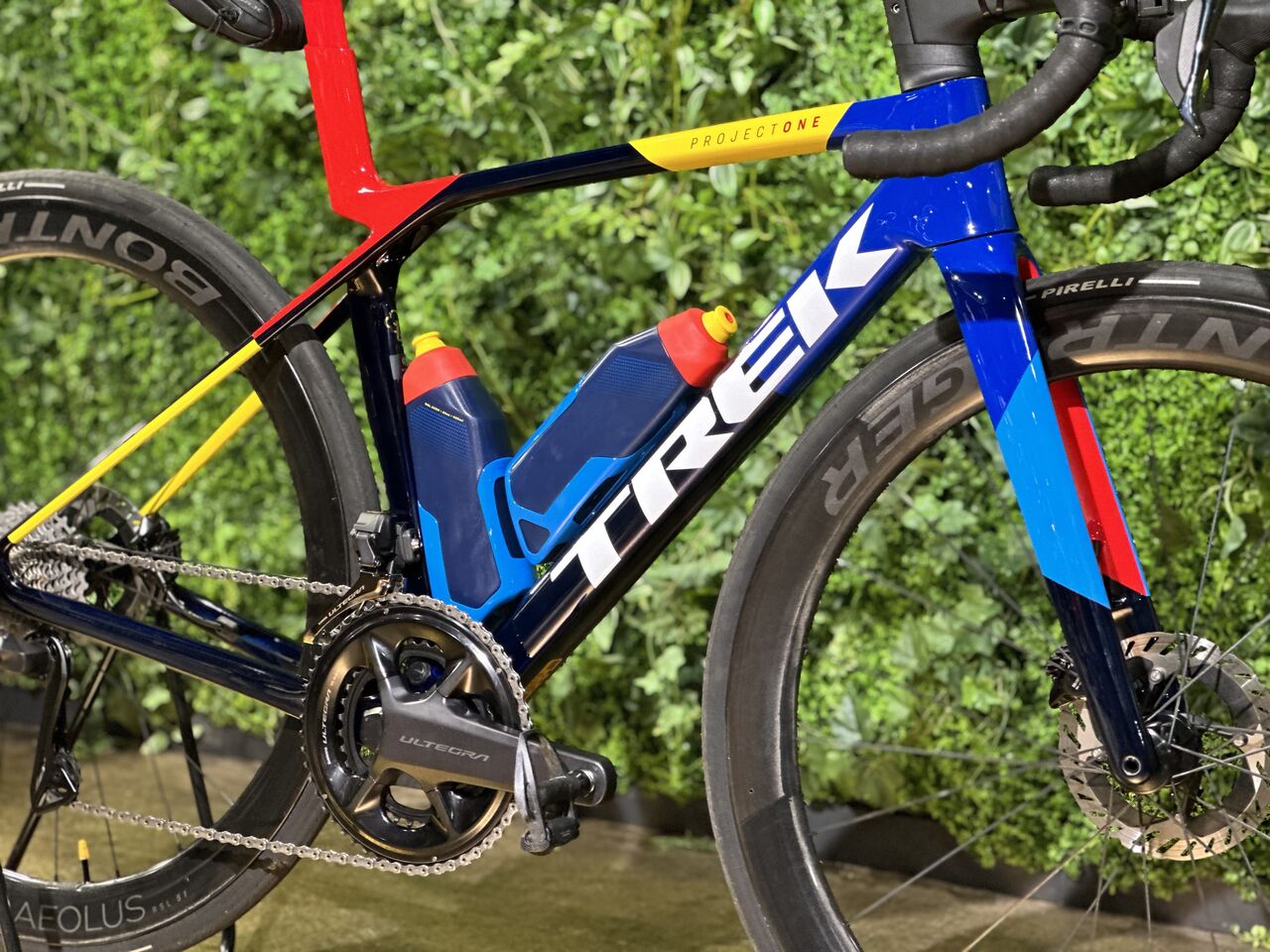 Madone Gen8】フレーム載せ替えさせていただきました【SLR】 : LORO