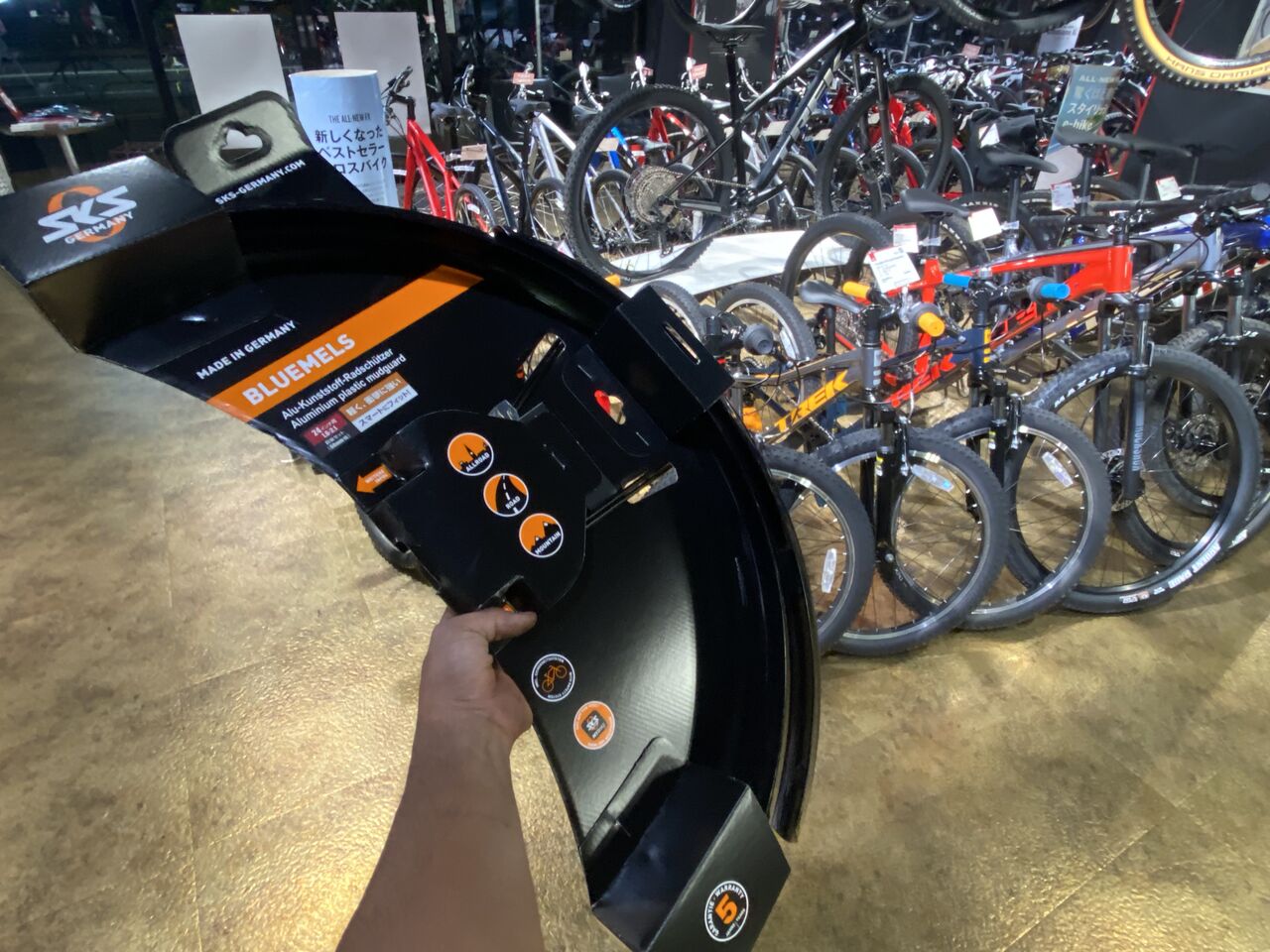 トレック precaliber 子供用自転車 16インチ 泥除け付 わけ