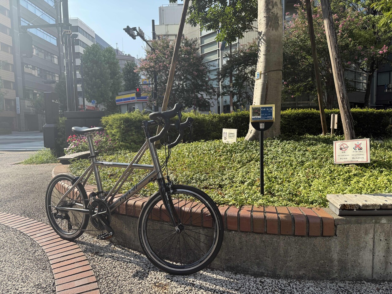 Tyrell】チタンの話【乗ってみた】 : LOROCYCLEWORKS TOKYO blog