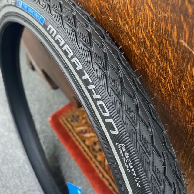 BROMPTONのタイヤ選び : LORO 関東3店舗ブログ